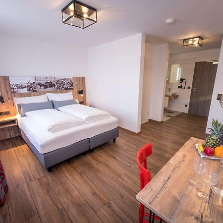 Hotel & Brauerei-Gasthof Neuwirt Neubourg-sur-le-Danube Extérieur photo