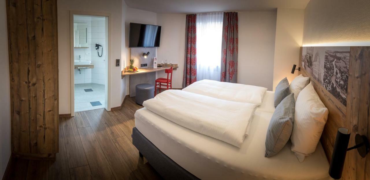 Hotel & Brauerei-Gasthof Neuwirt Neubourg-sur-le-Danube Extérieur photo